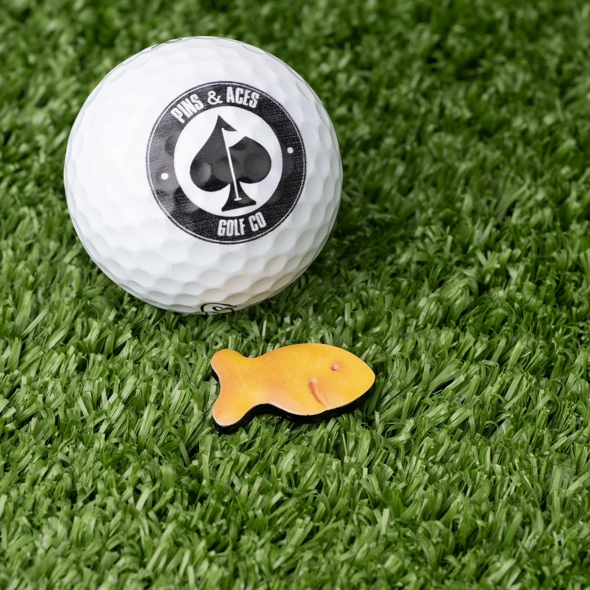 Fish Cracker Ball Marker - Image 3