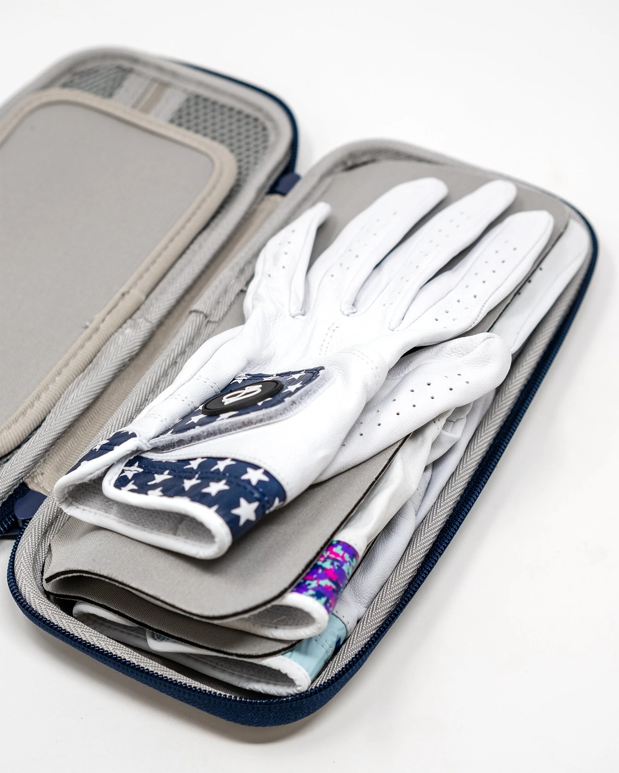 Glove & Accessory Caddie - Black - Image 2