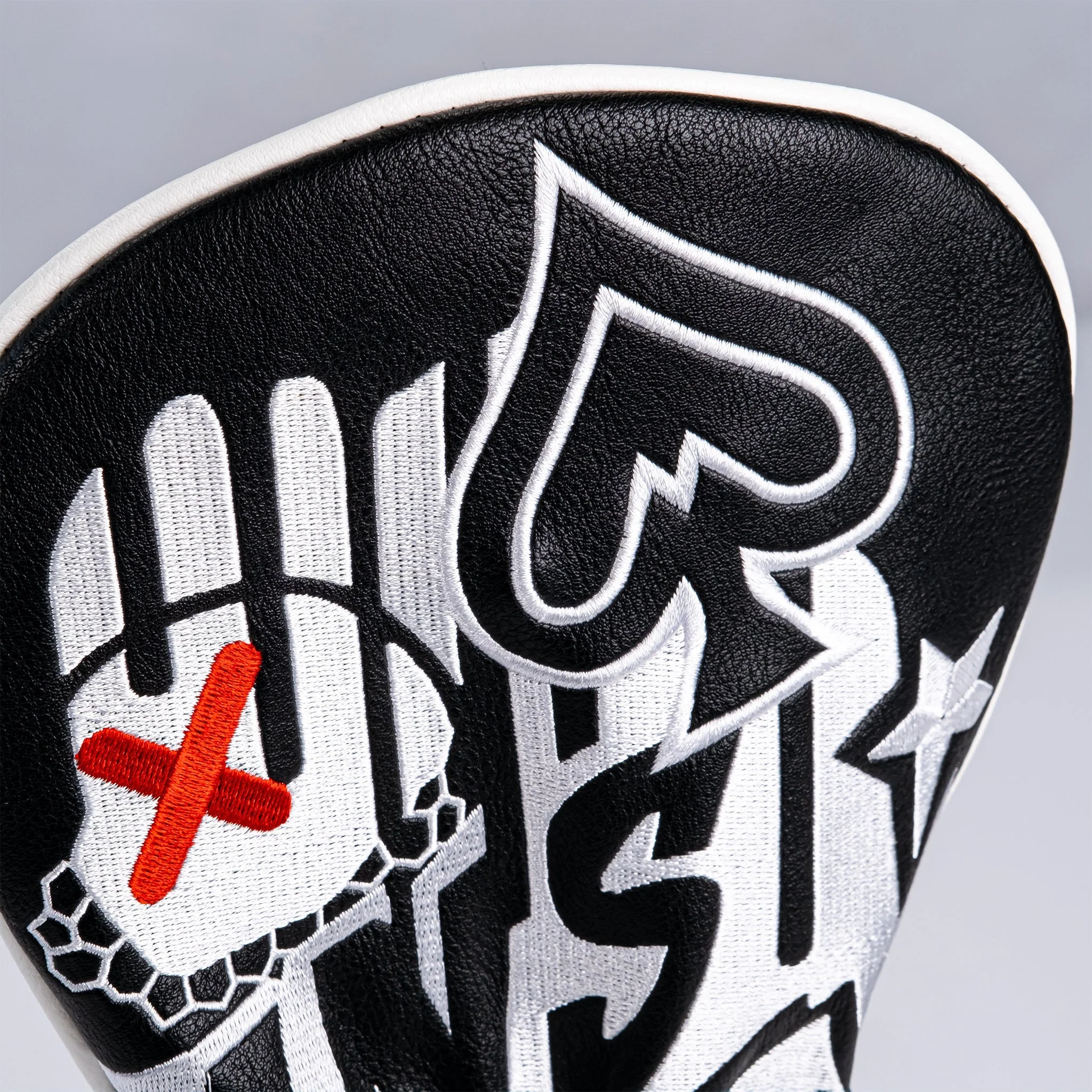 Graffiti - Hybrid Cover - Image 4