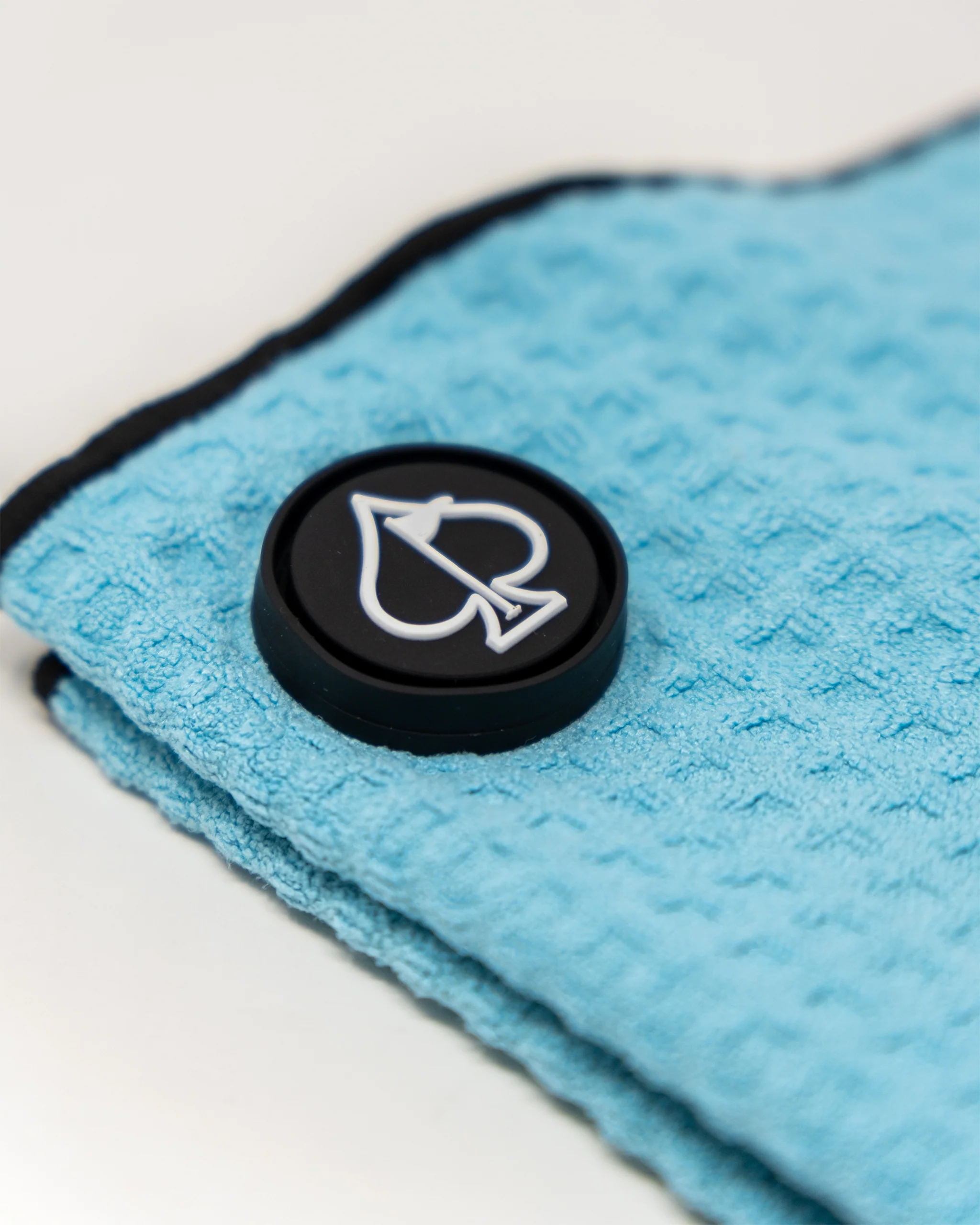 Magnetic Towel - Sky Blue - Image 4
