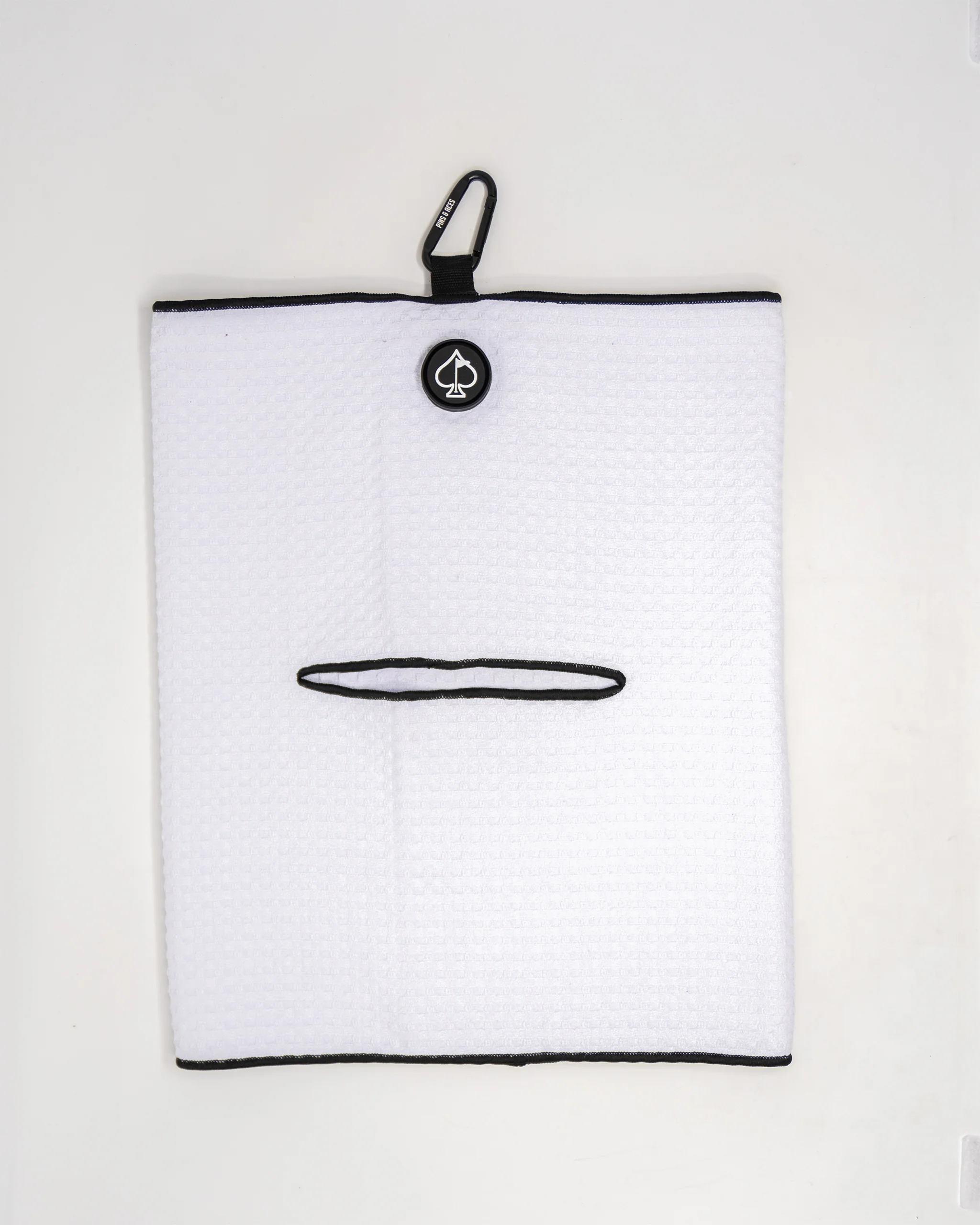 Magnetic Towel - White - Image 6