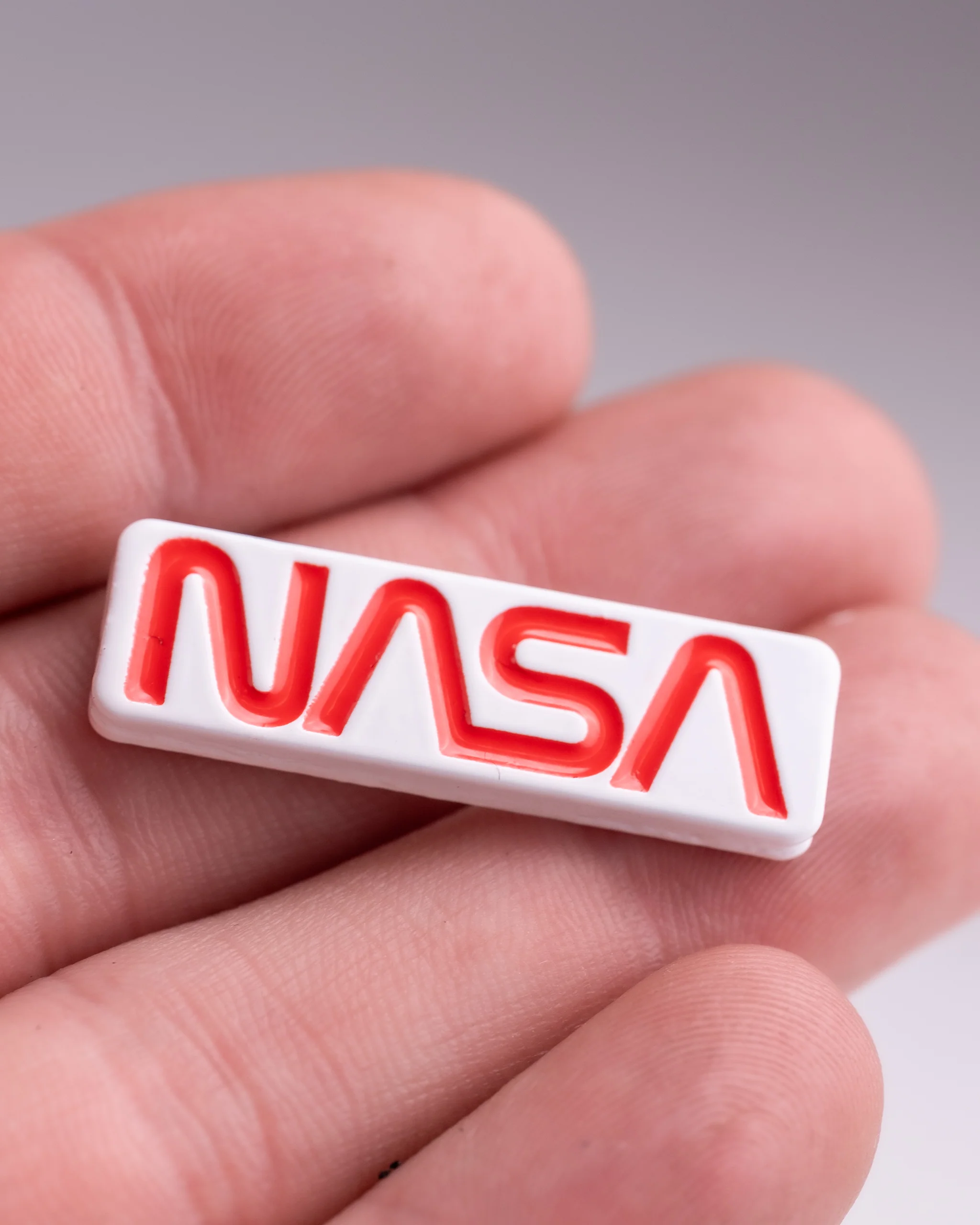 NASA "Worm" Ball Marker - Image 5