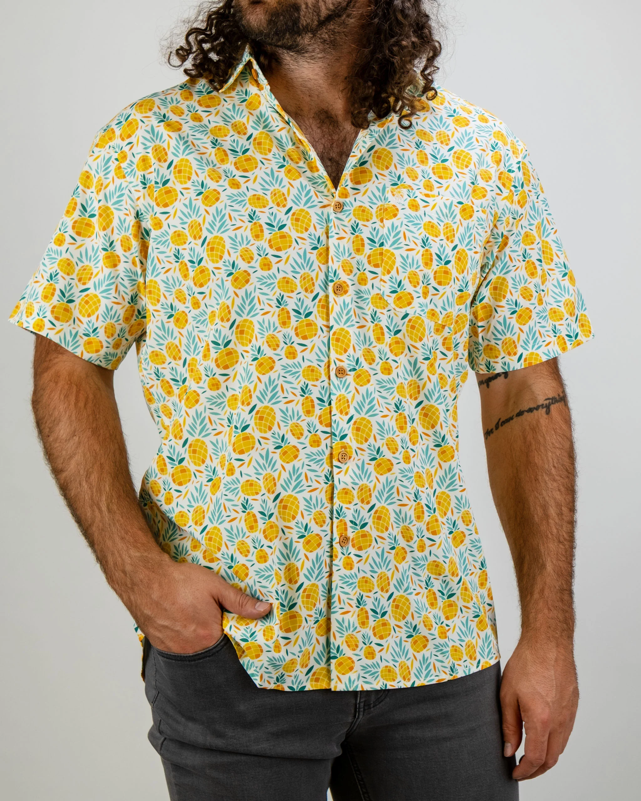 Pineapple Groves - Piña Boys