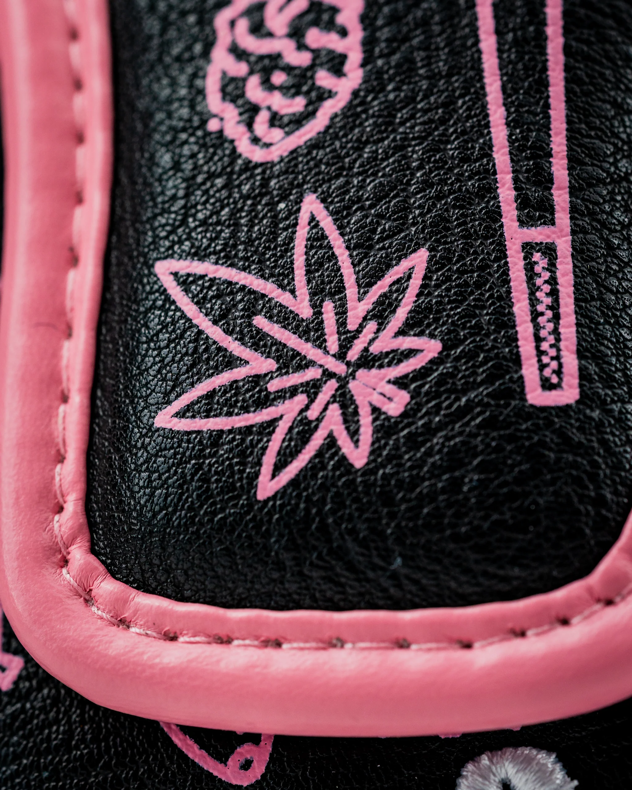 Pins and Aces x Blazy Susan - Mallet Putter Cover - Image 10