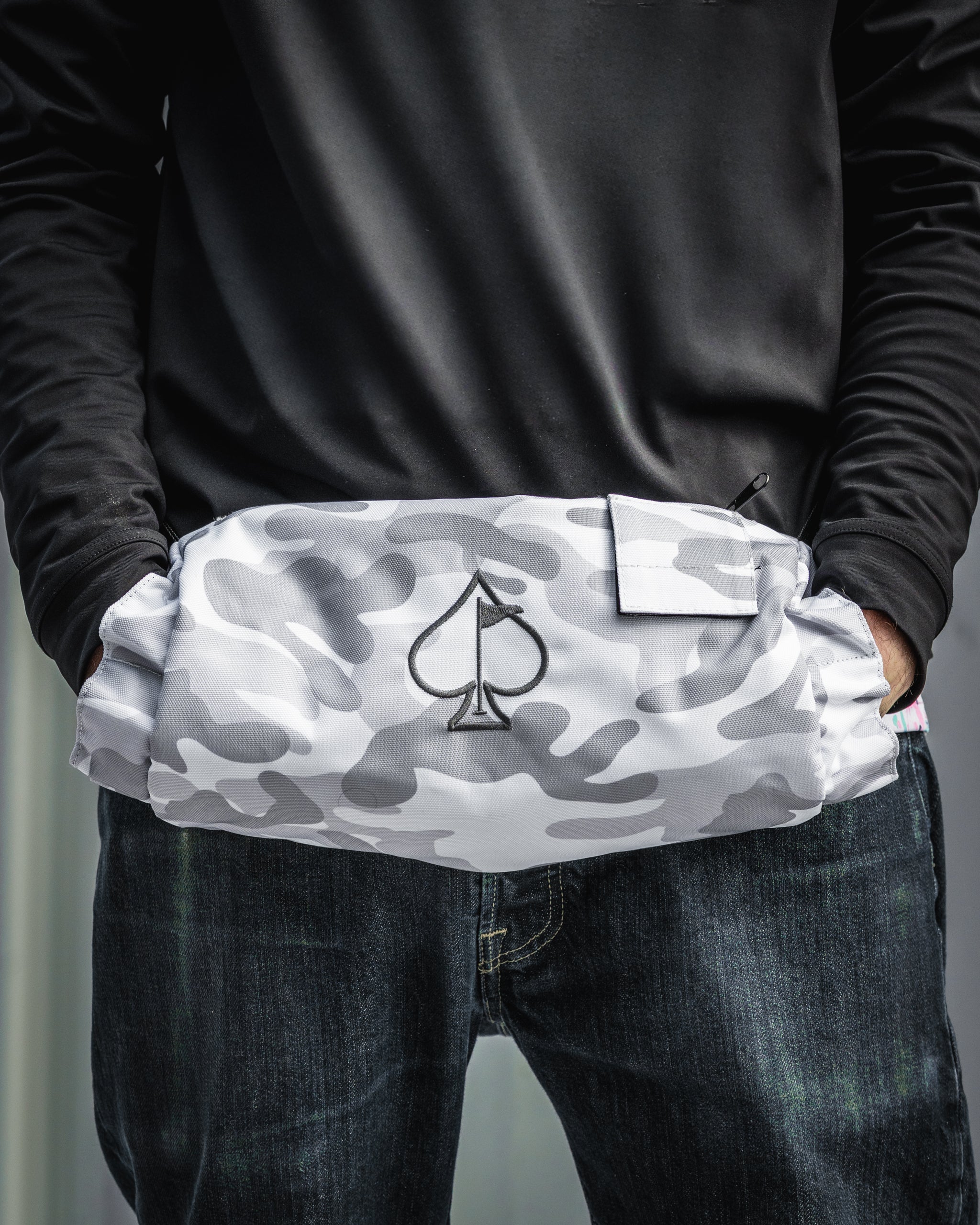Pins and Aces X G-Tech Electric Hand Warmer - Image 6