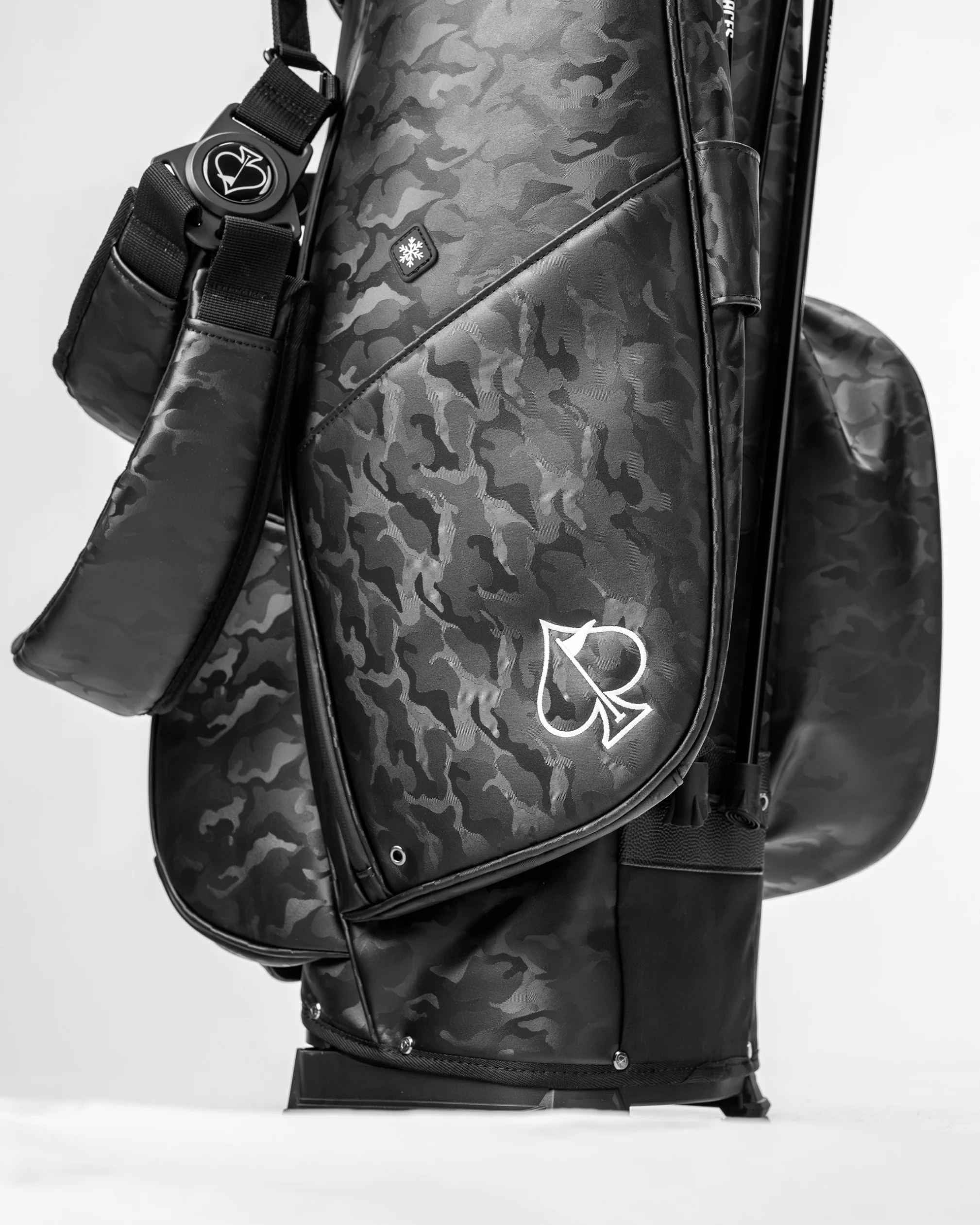 Player Preferred™ Golf Bag - Black Camo - Image 12