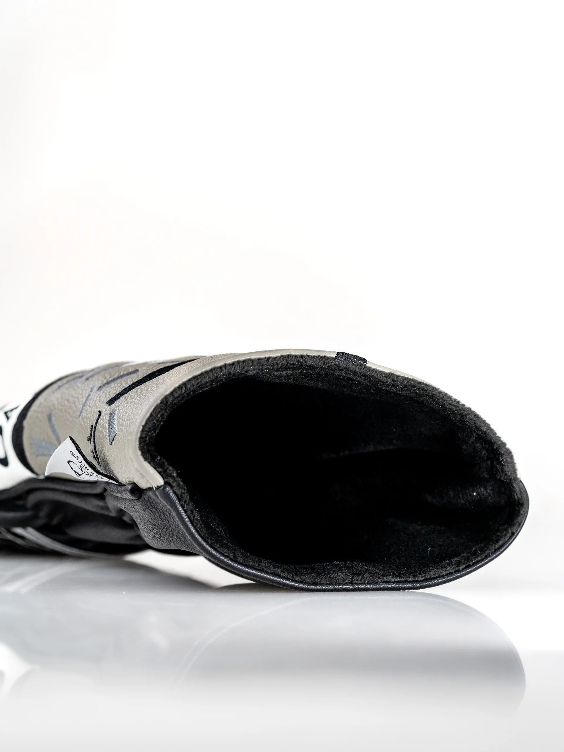 Stratton Oakmont - Driver Cover - Image 10