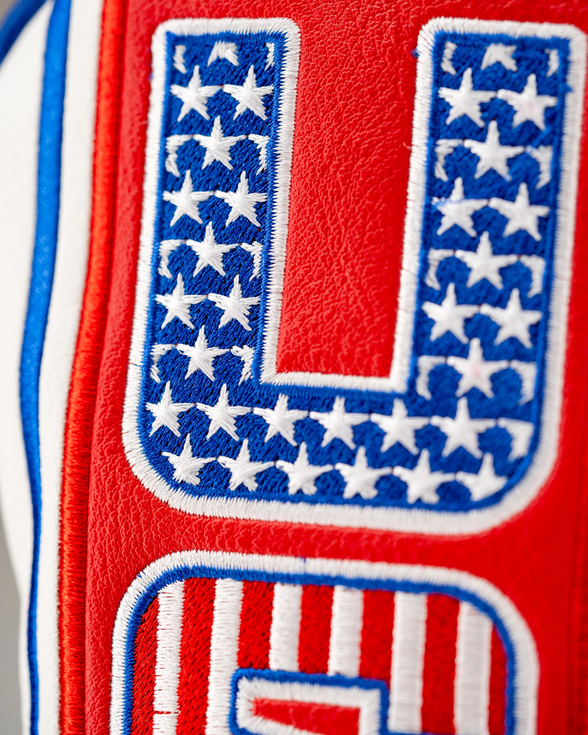 USA Tribute 2.0 - Hybrid Cover - Image 8