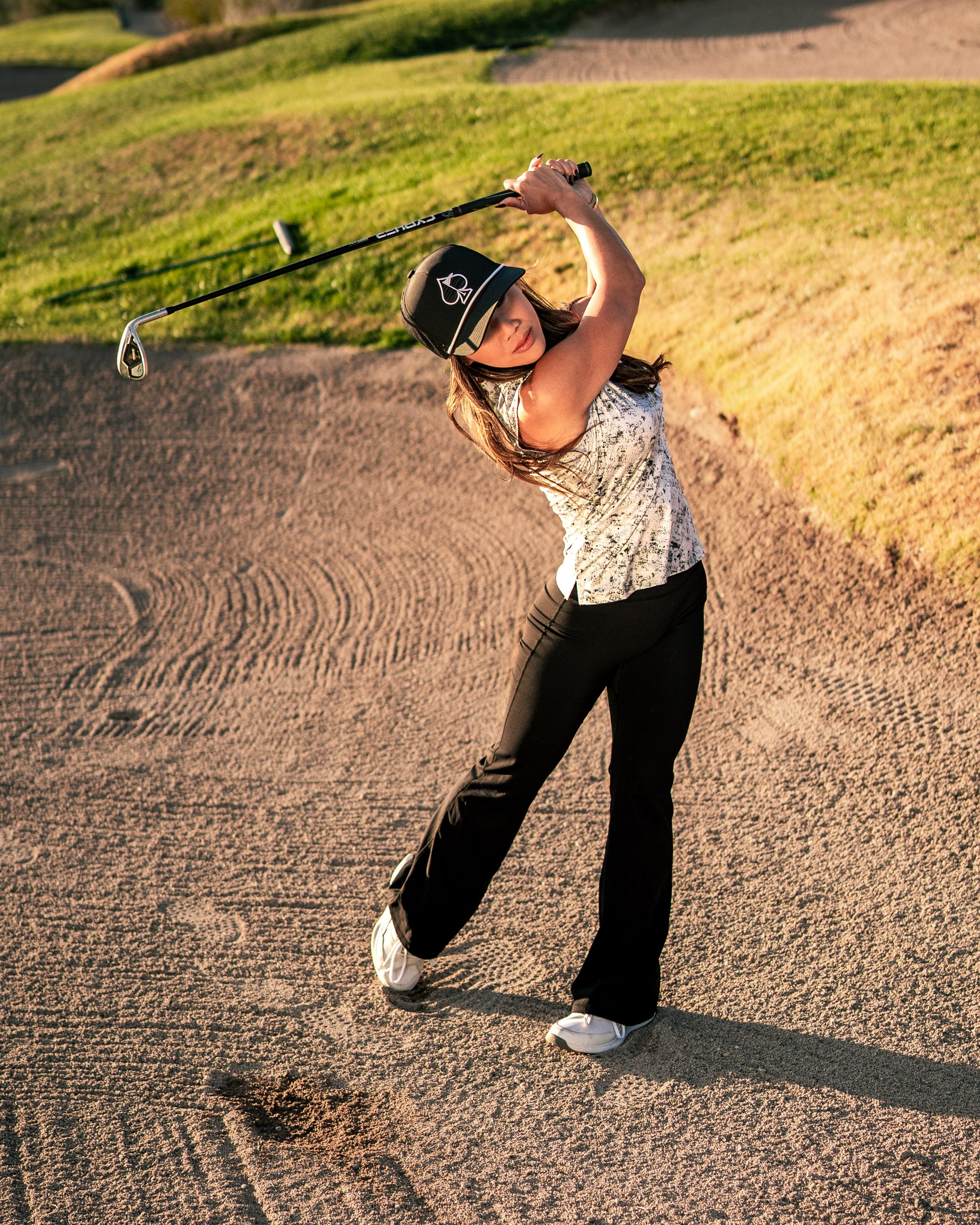 Women's White Noise - Image 11