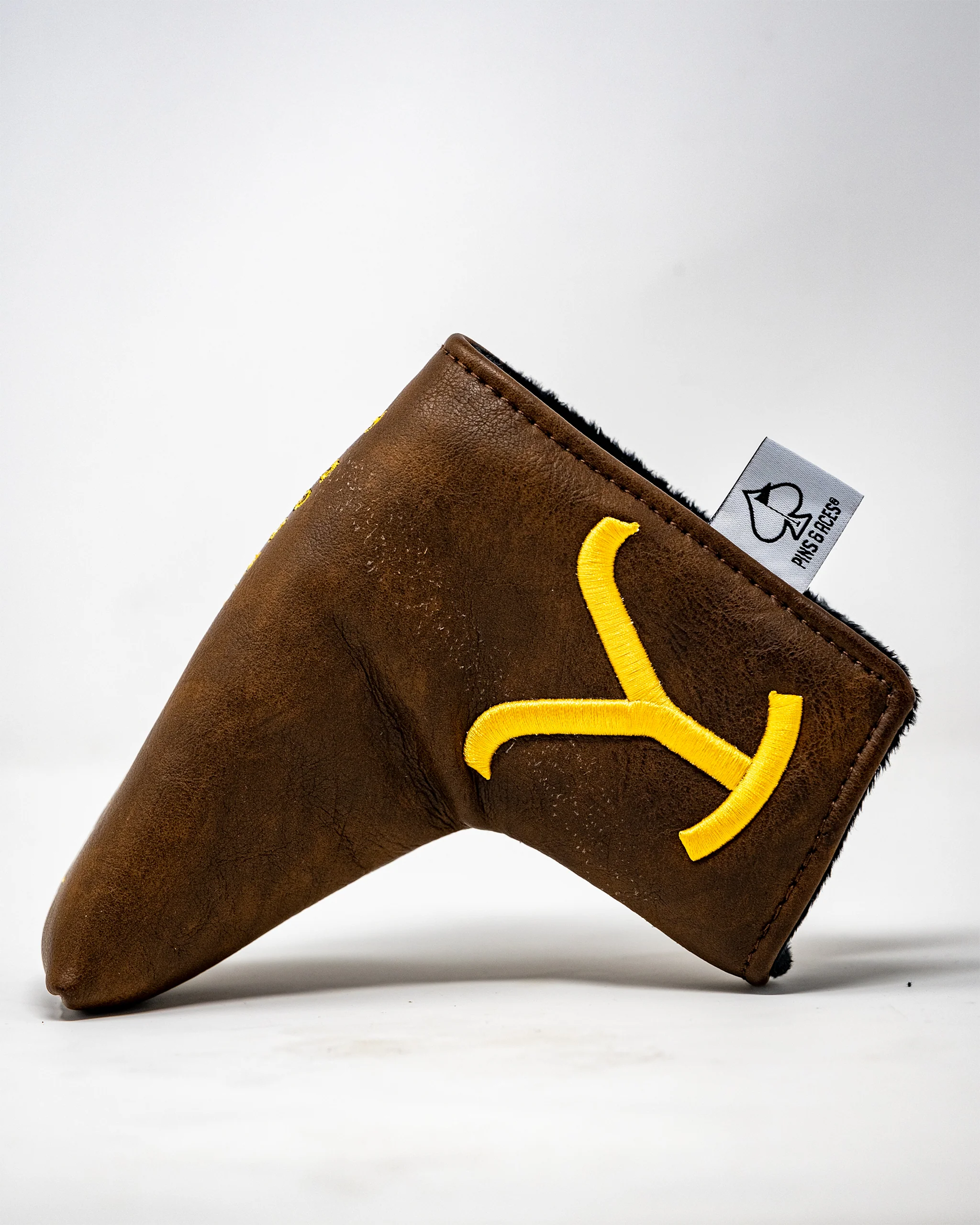 Yellowstone Putter Cover - Blade - Image 21