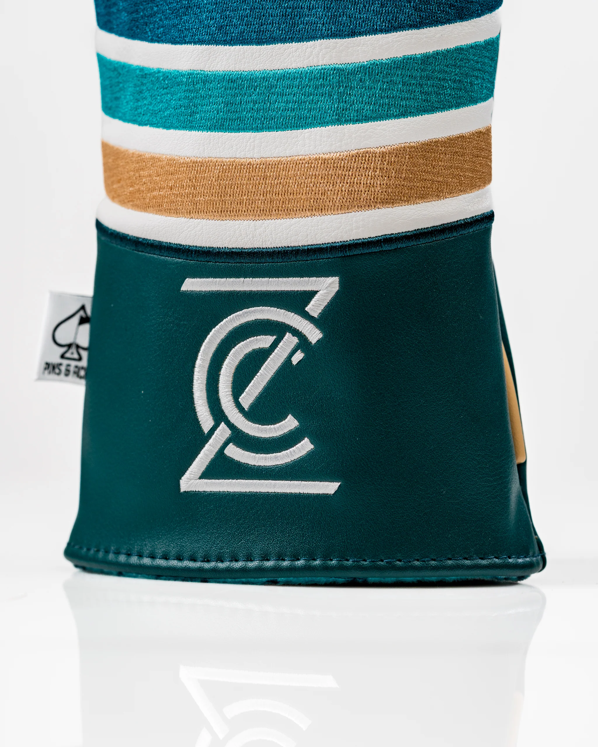 Zynbabwe Country Club Gator - Driver Cover - Image 17