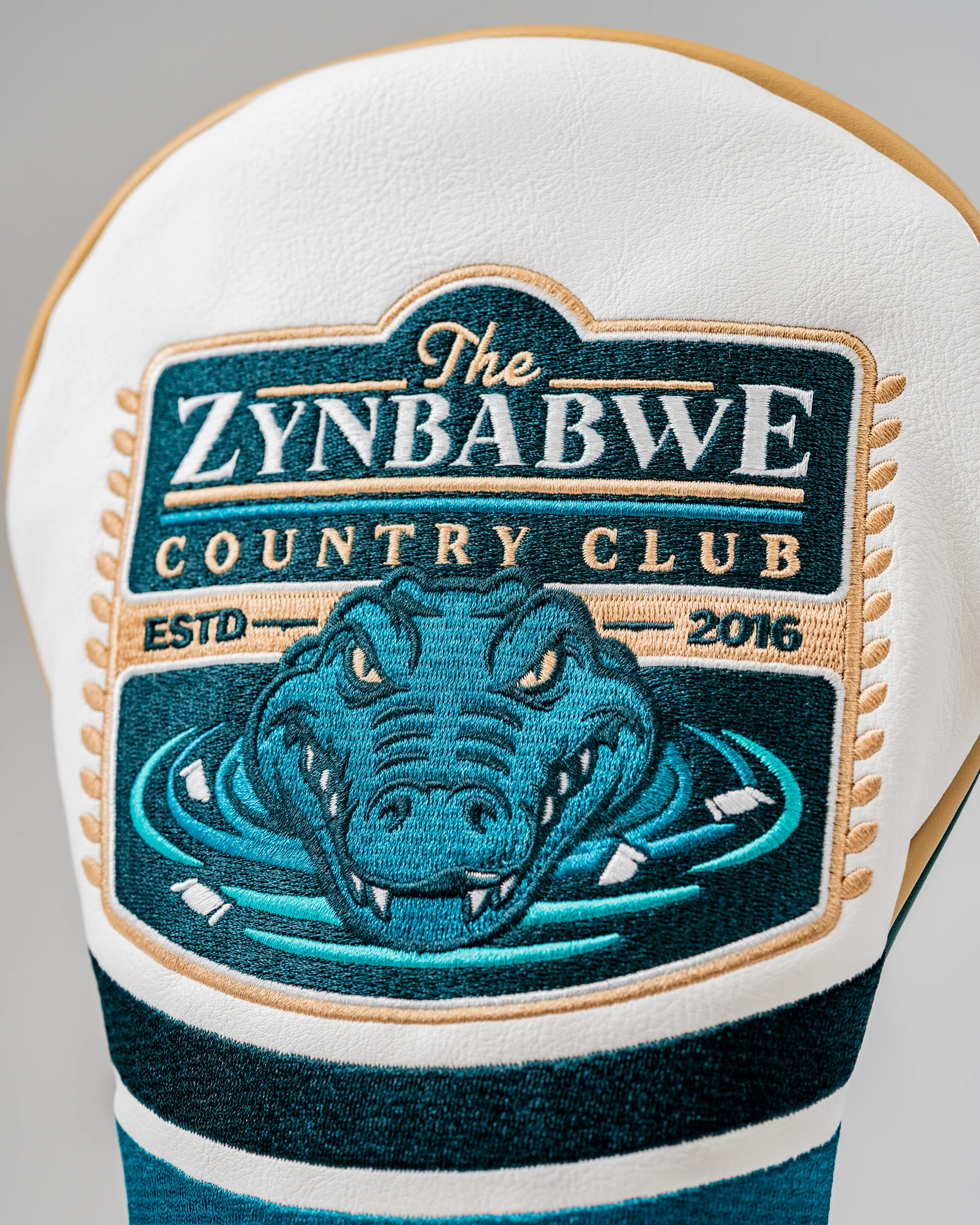 Zynbabwe Country Club Gator - Driver Cover - Image 18